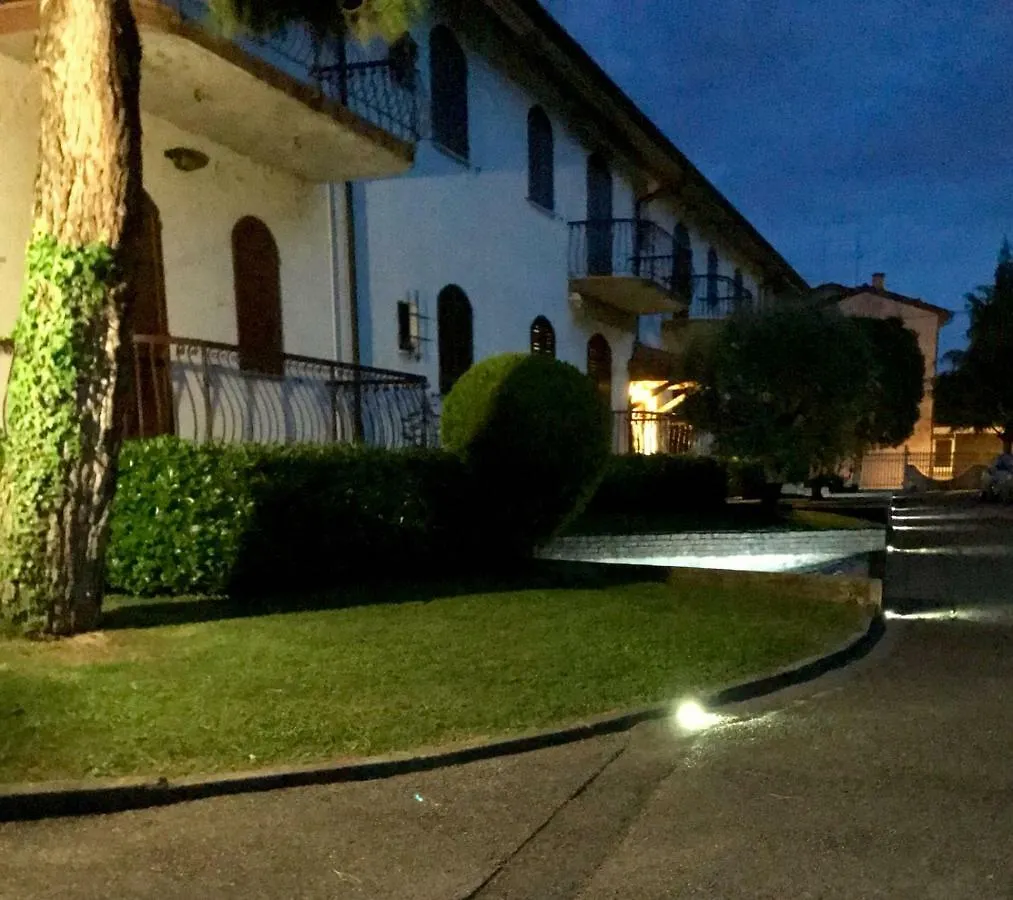 Lake Garda Lovers Peschiera del Garda Apartment